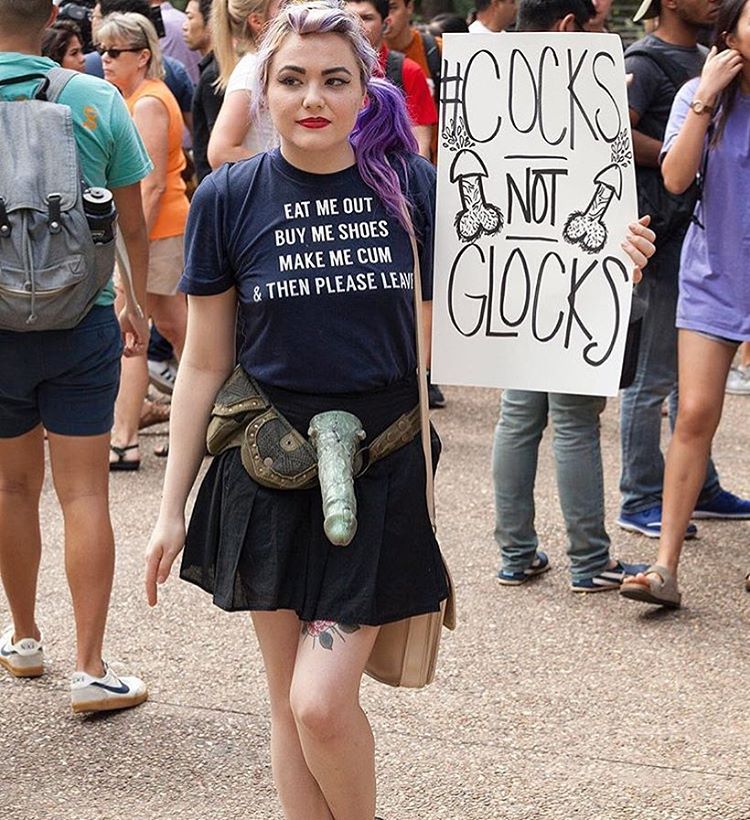 eatmeoutshoegirl