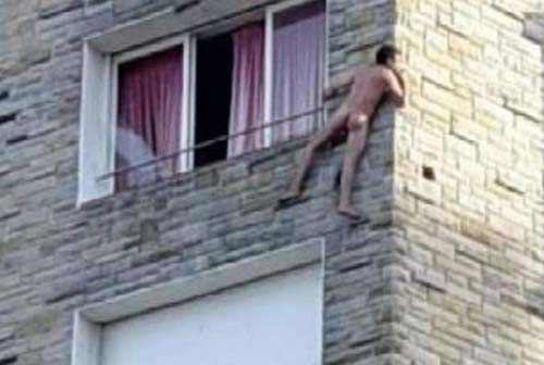 cheating-man-busted