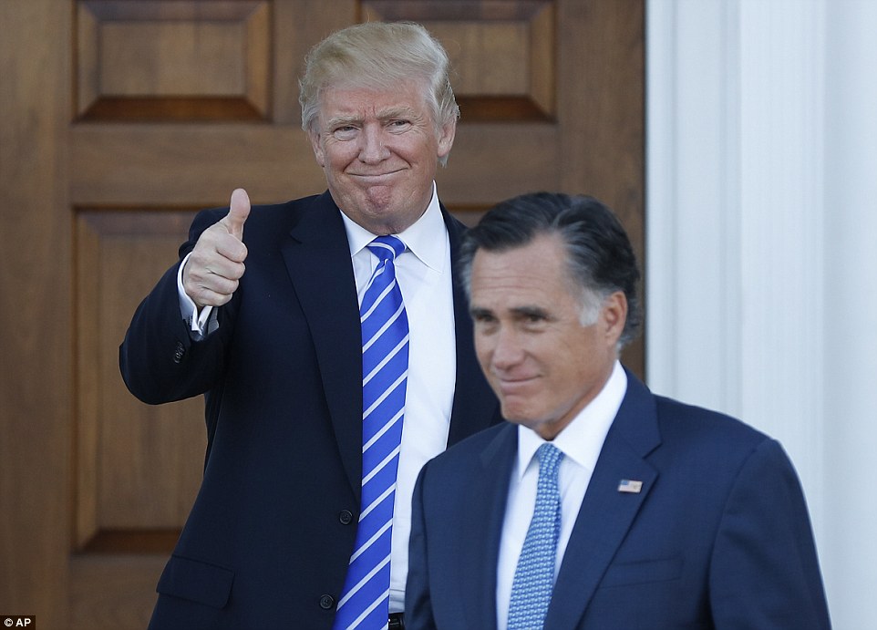 trumpthumbsromney